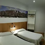 Gasthuis Restaurante Cornella 3*